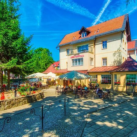 Hotel Krysztal Świeradów-Zdrój Exteriér fotografie