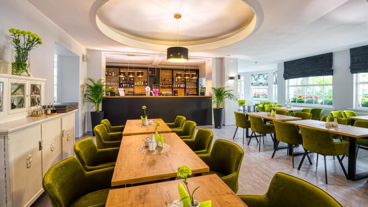 Hotel Krysztal Świeradów-Zdrój Exteriér fotografie