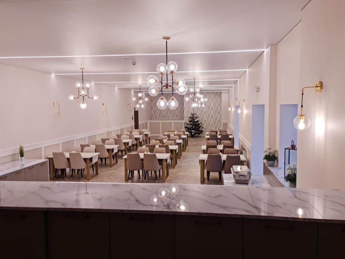 Hotel Krysztal Świeradów-Zdrój Exteriér fotografie
