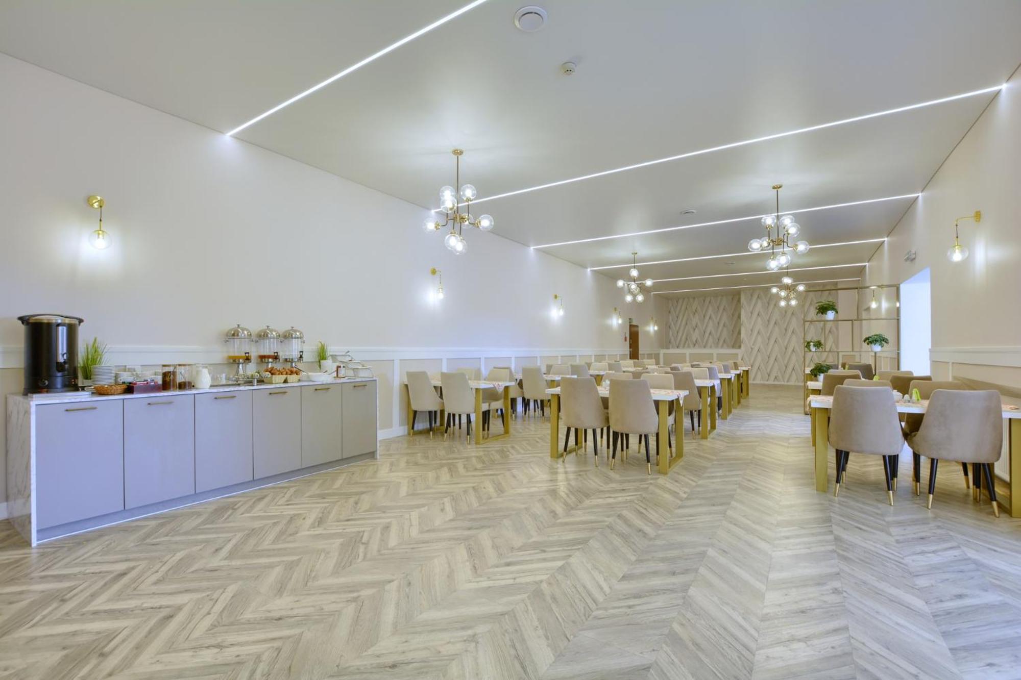 Hotel Krysztal Świeradów-Zdrój Exteriér fotografie